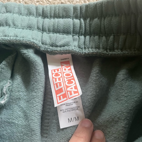 Shorts - Picture 2 of 2